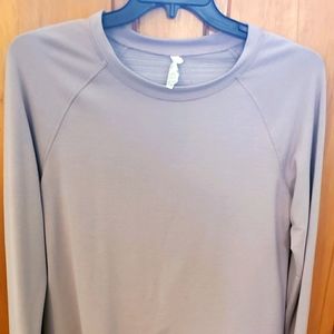 3💥for$12  Danskin Active sweat shirt
